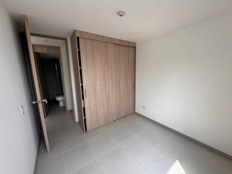 Apartamento en venta en La Cuenca, Envigado · foto 7 de 11