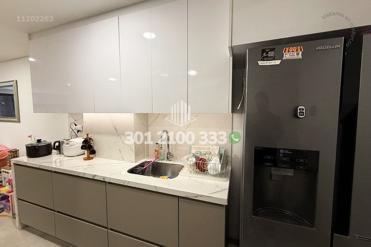 Apartamento de 3 alcobas en arriendo en Laureles, Medellín, 190 m² · foto 9 de 24