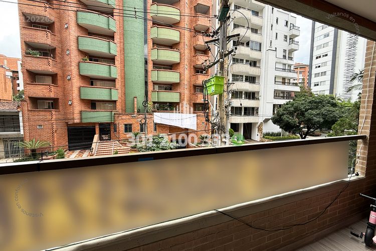 Apartamento de 3 alcobas en arriendo en Laureles, Medellín, 190 m² · foto 7 de 24