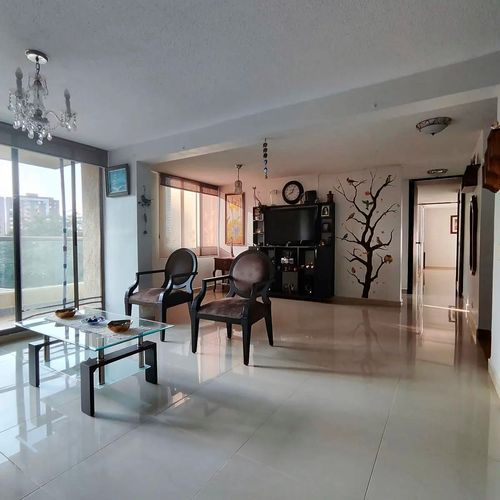 Apartamento de 2 alcobas en venta en Belén, Medellín, 94 m² · foto 2 de 14