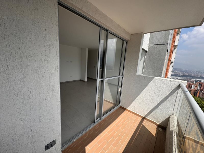 Apartamento en venta en La Cuenca, Envigado · foto 2 de 10