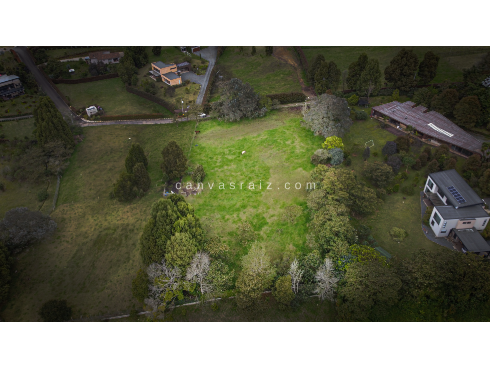 Land in Vía Las Palmas (5000 m²) for Sale - 2