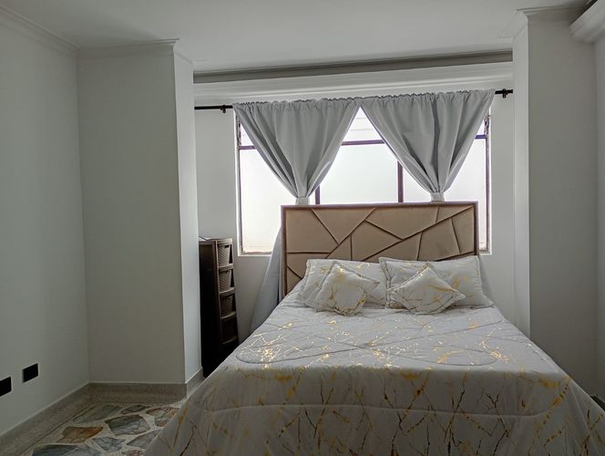 Apartamento de 3 alcobas en venta en Laureles, Medellín, 126 m² · foto 13 de 19