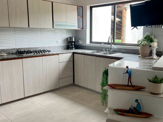 Casa de 6 alcobas en venta en Belen Chaverras, El Carmen de Viboral, 500 m² · foto 7 de 14