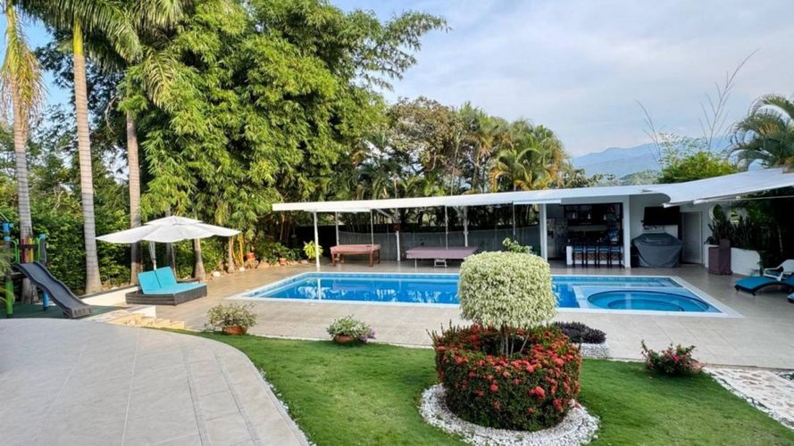 Casa de 6 alcobas en venta en El Centro Sur, Neiva, 645 m² · foto 15 de 24