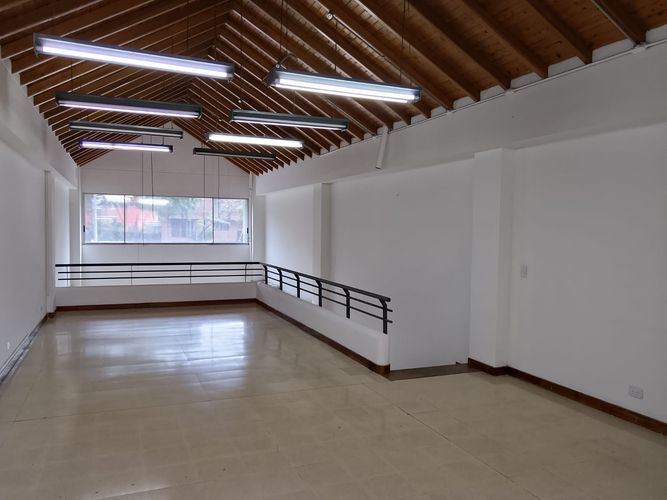 Oficina en arriendo en Laureles, Medellín, 155 m² · foto 4 de 17