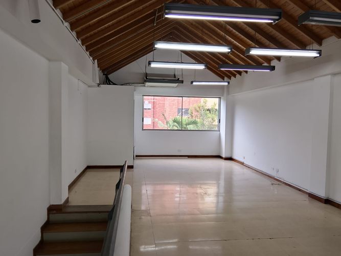 Oficina en arriendo en Laureles, Medellín, 155 m² · foto 9 de 17