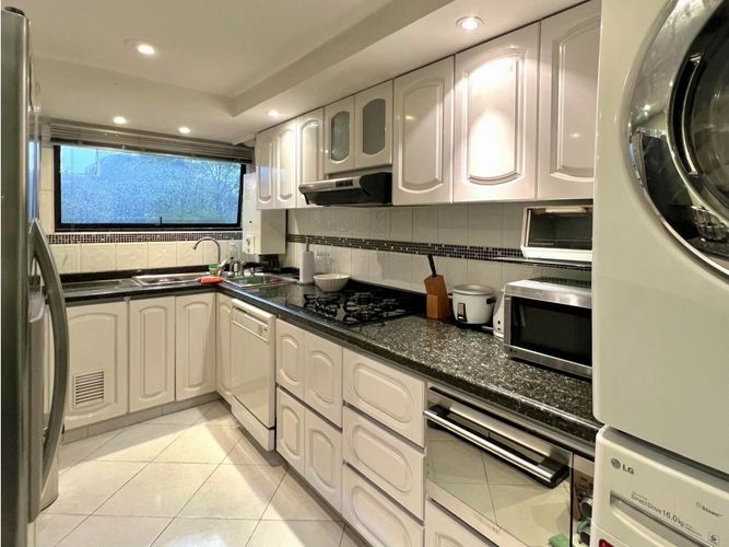 Apartamento de 2 alcobas en arriendo en La Cabrera, Bogotá, 107 m² · foto 6 de 17