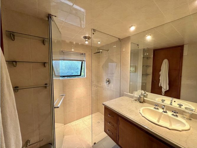 Apartamento de 2 alcobas en arriendo en La Cabrera, Bogotá, 107 m² · foto 16 de 17