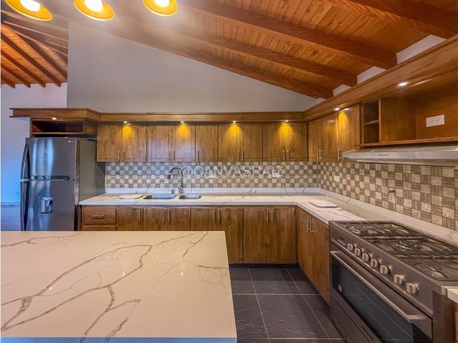 Casa de 3 alcobas en venta en El Carmen De Viboral, El Carmen de Viboral, 250 m² · foto 6 de 16