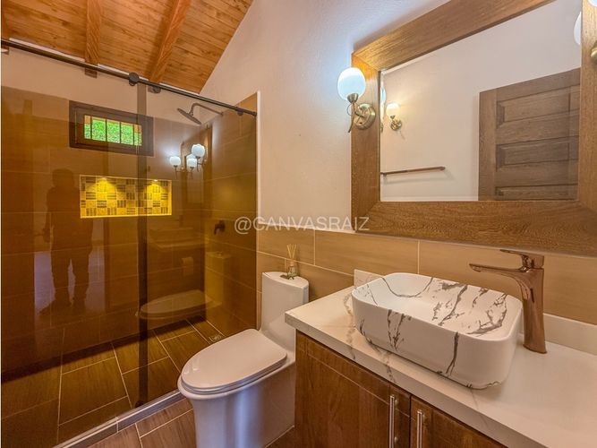 Casa de 3 alcobas en venta en El Carmen De Viboral, El Carmen de Viboral, 250 m² · foto 9 de 16