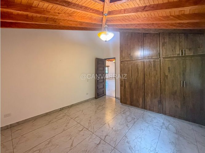 Casa de 3 alcobas en venta en El Carmen De Viboral, El Carmen de Viboral, 250 m² · foto 13 de 16