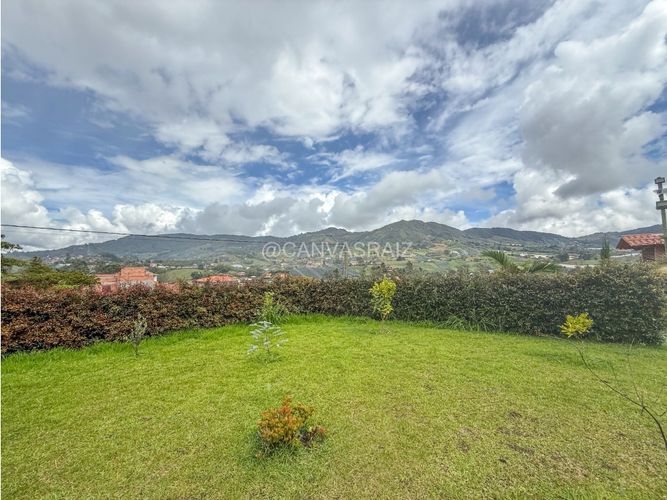 Casa de 3 alcobas en venta en El Carmen De Viboral, El Carmen de Viboral, 250 m² · foto 15 de 16