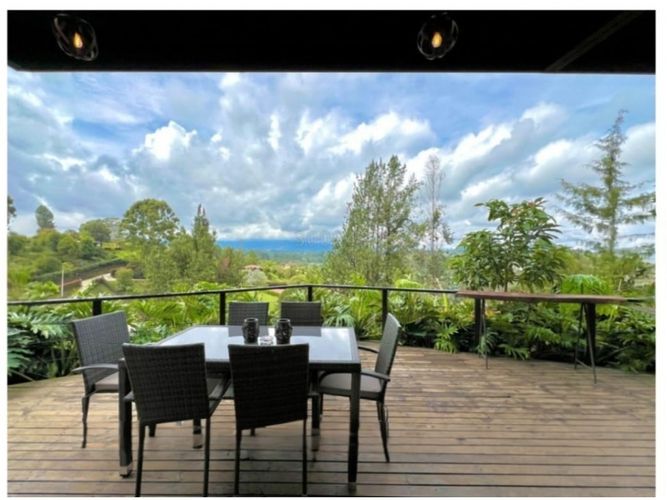 Casa de 3 alcobas en venta en Las Garzonas, Marinilla, 200 m² · foto 3 de 19