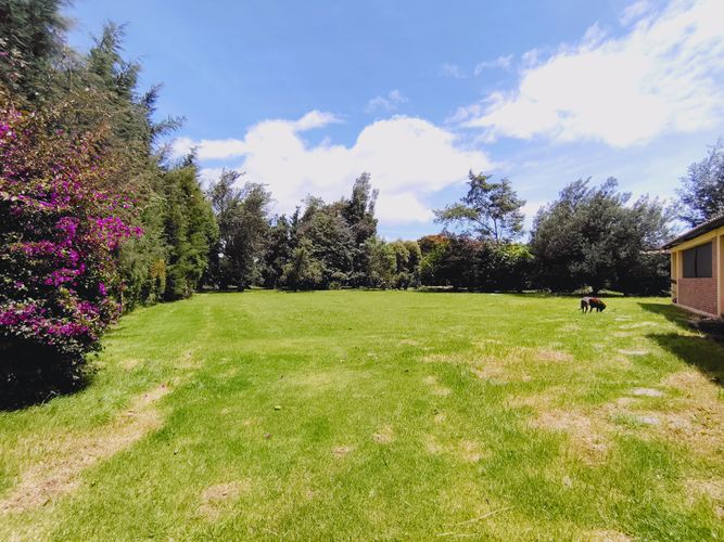 Finca en venta en Fagua, Chía, 1200 m² · foto 2 de 11