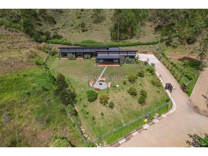 Casa de 3 alcobas en venta en Pantanillo, El Retiro, 304 m² · foto 8 de 21
