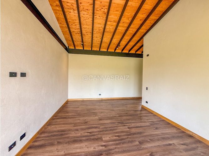 Casa de 3 alcobas en venta en Pantanillo, El Retiro, 304 m² · foto 15 de 21