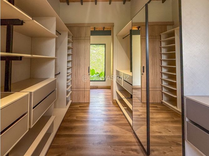 Casa de 3 alcobas en venta en Pantanillo, El Retiro, 304 m² · foto 17 de 21