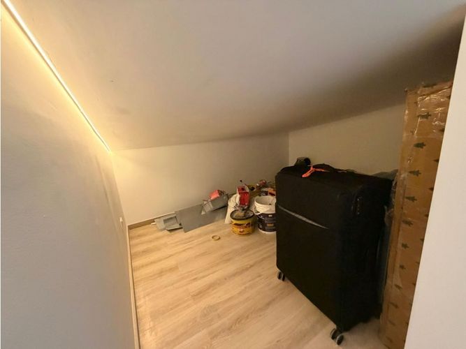 Casa de 4 alcobas en venta en Los Naranjos, Envigado, 255 m² · foto 12 de 12