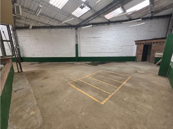 Bodega en venta en Belén, Medellín, 351 m² · foto 5 de 18