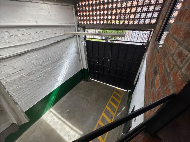 Bodega en venta en Belén, Medellín, 351 m² · foto 12 de 18