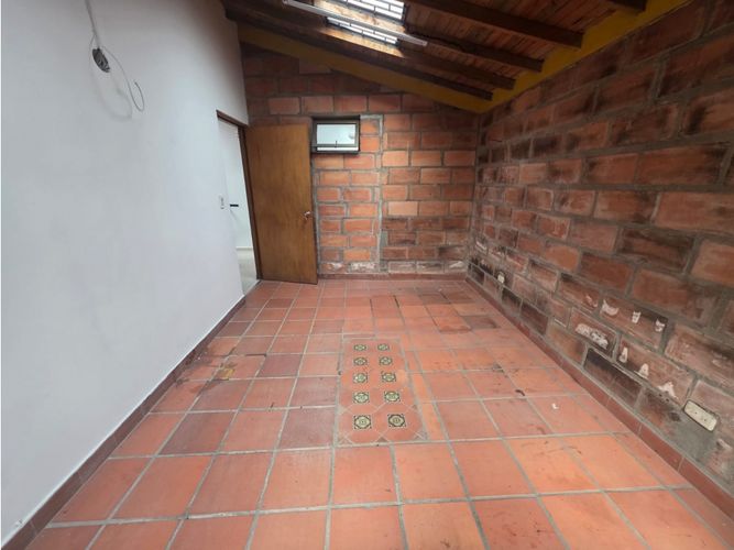 Bodega en venta en Belén, Medellín, 351 m² · foto 13 de 18