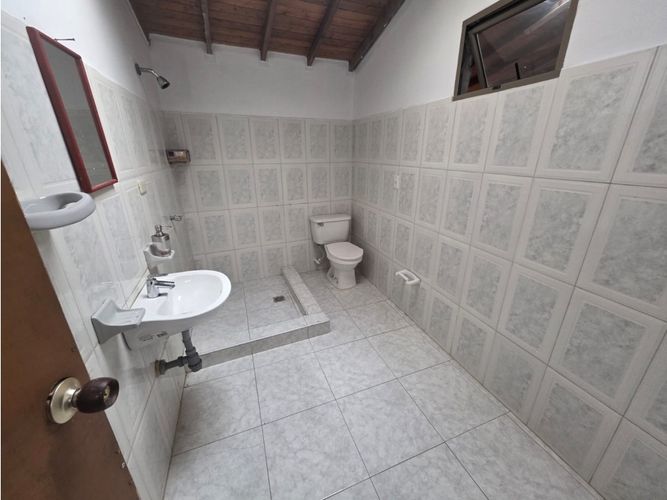 Bodega en venta en Belén, Medellín, 351 m² · foto 18 de 18