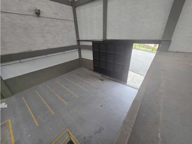 Bodega en arriendo en La Tablaza, La Estrella, 2350 m² · foto 11 de 18