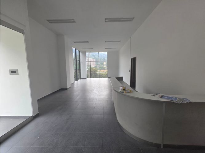 Bodega en arriendo en La Tablaza, La Estrella, 2350 m² · foto 13 de 18