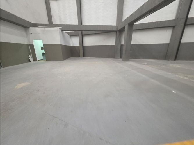 Bodega en arriendo en La Tablaza, La Estrella, 2350 m² · foto 14 de 18