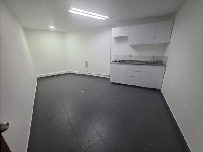 Bodega en arriendo en La Tablaza, La Estrella, 2350 m² · foto 16 de 18