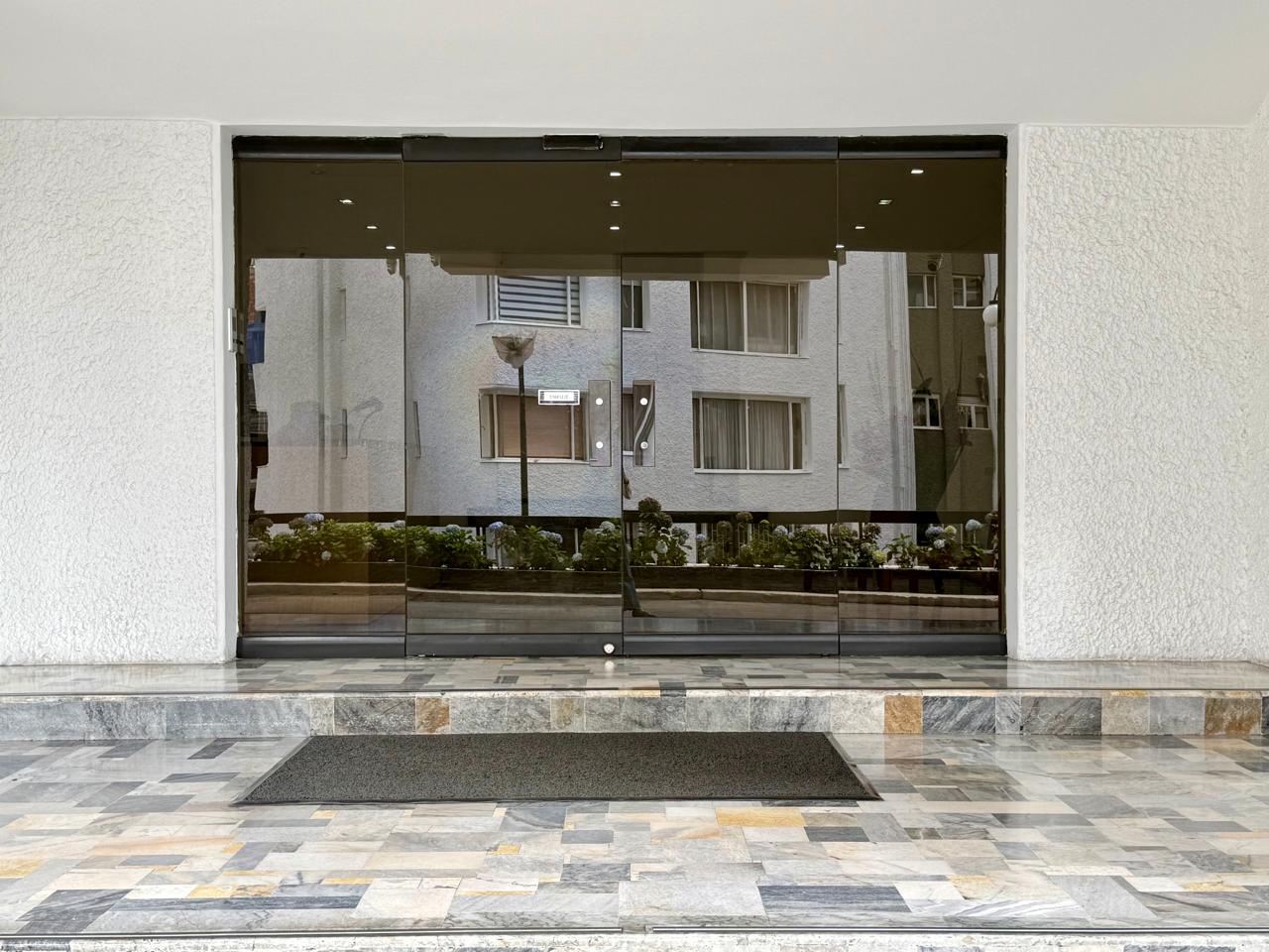 Apartamento en venta en Los Rosales, Bogotá · foto 17 de 20
