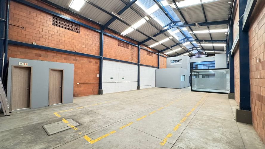 Bodega en arriendo en Obrero, Cali, 354 m² · foto 20 de 24