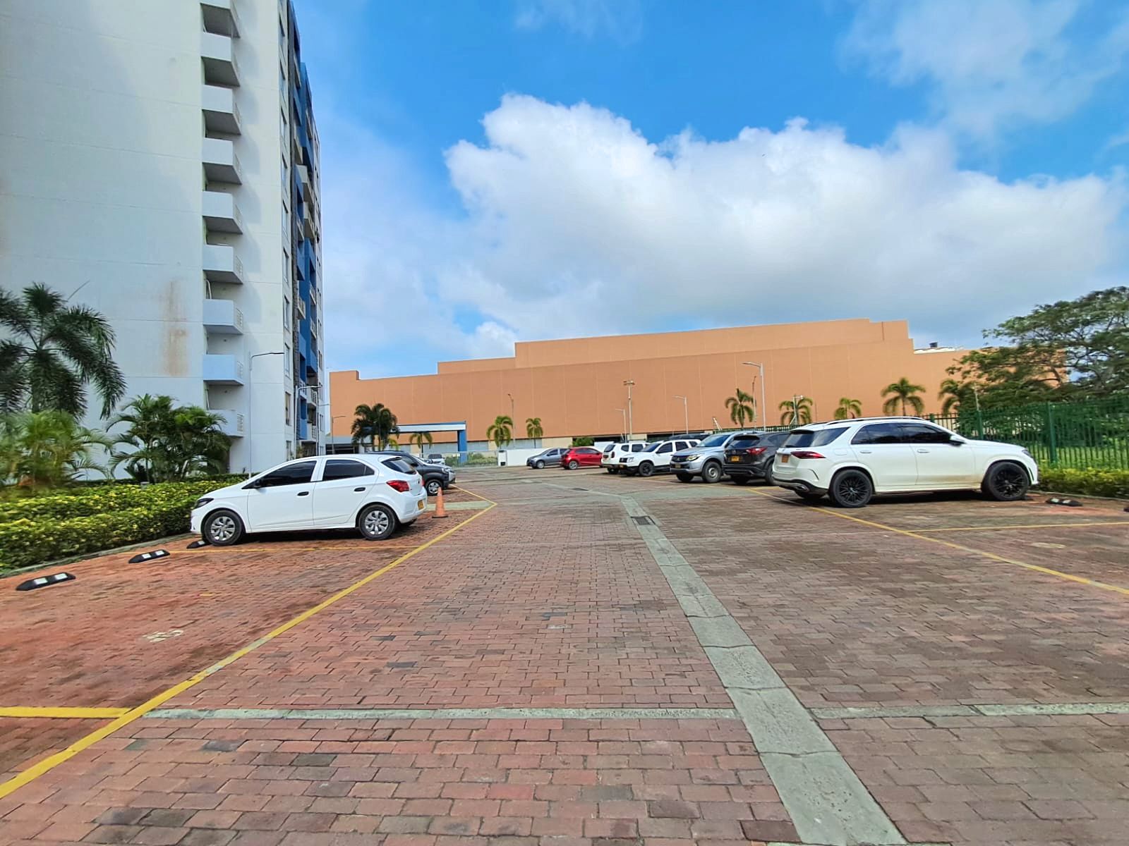 Apartamento en venta en Urb. Vallejo, Montería · foto 5 de 24