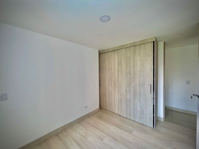 Apartamento de 2 alcobas en venta en La Doctora, Sabaneta, 80 m² · foto 7 de 13