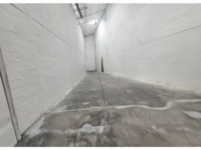 Bodega en arriendo en Suramérica, La Estrella, 400 m² · foto 4 de 10