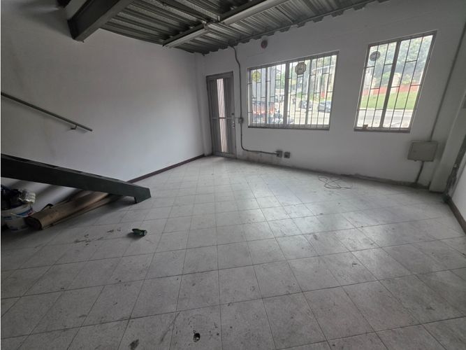 Bodega en arriendo en Suramérica, La Estrella, 400 m² · foto 9 de 10