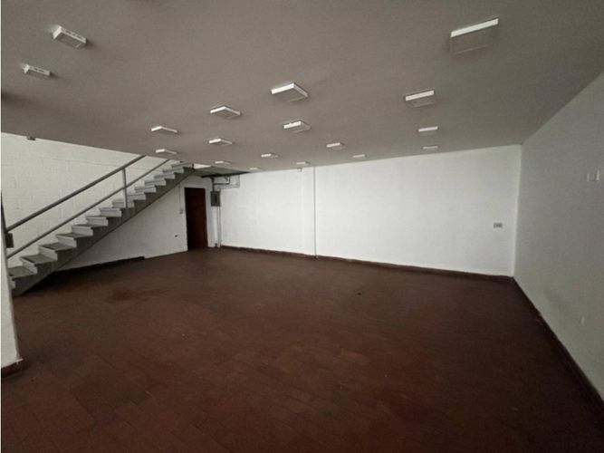 Bodega en arriendo en Los Naranjos, Itagüí, 2900 m² · foto 16 de 16