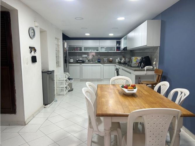 Apartamento de 4 alcobas en venta en Conjunto Residencial El Encanto, Barranquilla, 165 m² · foto 4 de 11