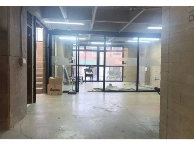 Bodega en venta en Santa Fe, Medellín, 398 m² · foto 10 de 20