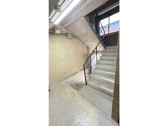 Bodega en venta en Santa Fe, Medellín, 398 m² · foto 11 de 20