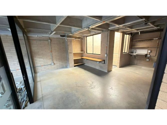 Bodega en venta en Santa Fe, Medellín, 398 m² · foto 12 de 20