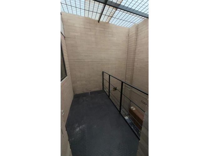 Bodega en venta en Santa Fe, Medellín, 398 m² · foto 14 de 20
