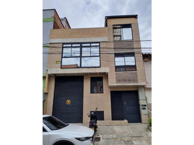 Bodega en venta en Santa Fe, Medellín, 398 m² · foto 19 de 20