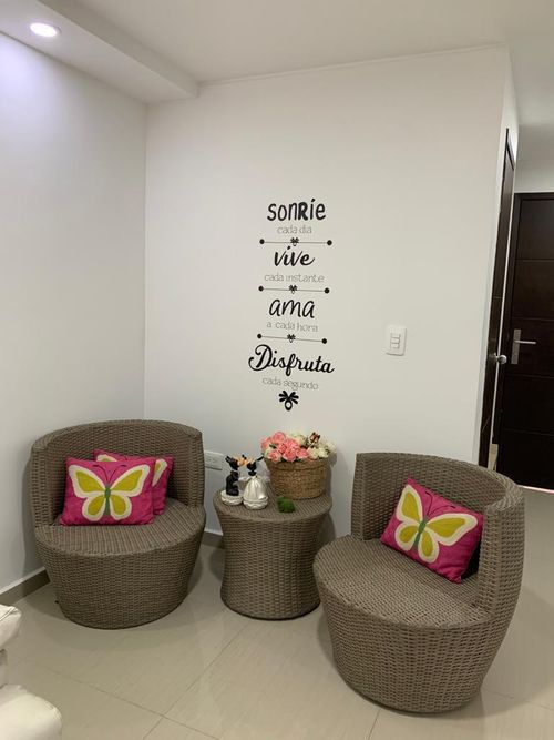Casa de 3 alcobas en venta en Versalles, Floridablanca, 135 m² · foto 4 de 8