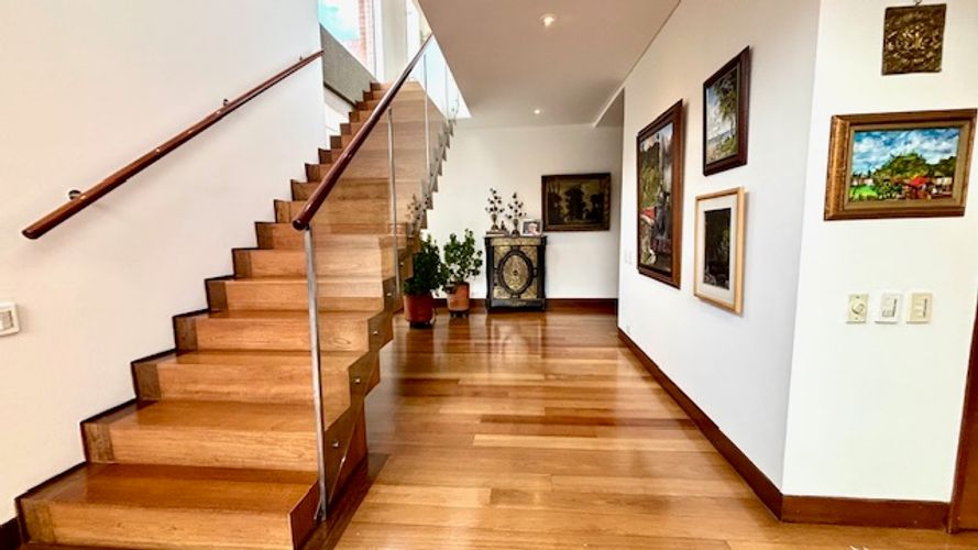 Apartamento de 4 alcobas en venta en La Cabrera, Bogotá, 341 m² · foto 10 de 24