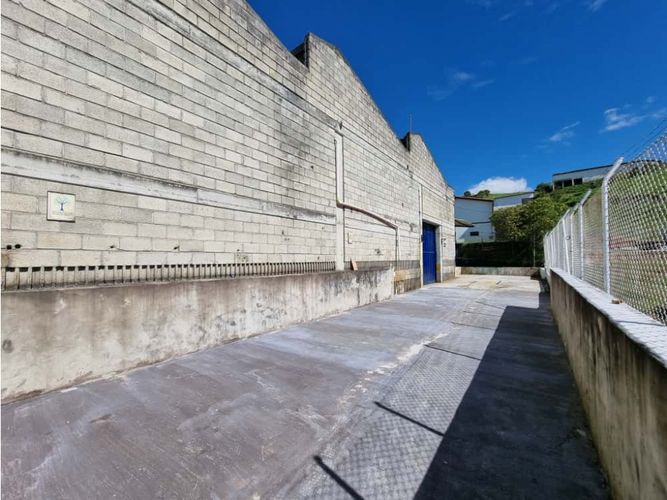 Bodega en venta en El Salado, Guarne, 2780 m² · foto 3 de 12
