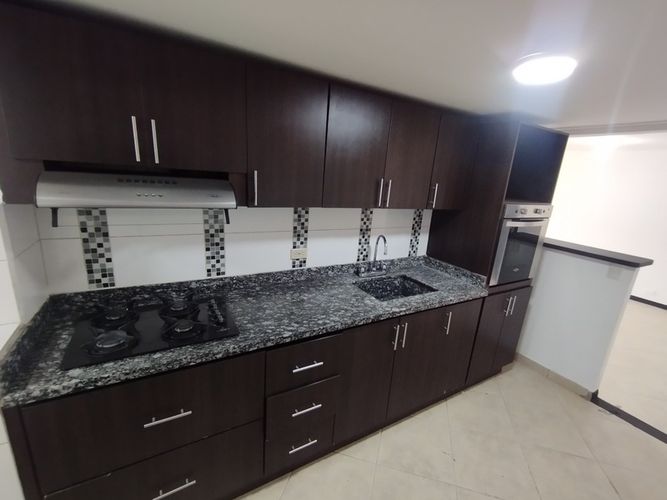 Apartamento de 3 alcobas en arriendo en Los Balsos, Medellín, 90 m² · foto 8 de 20