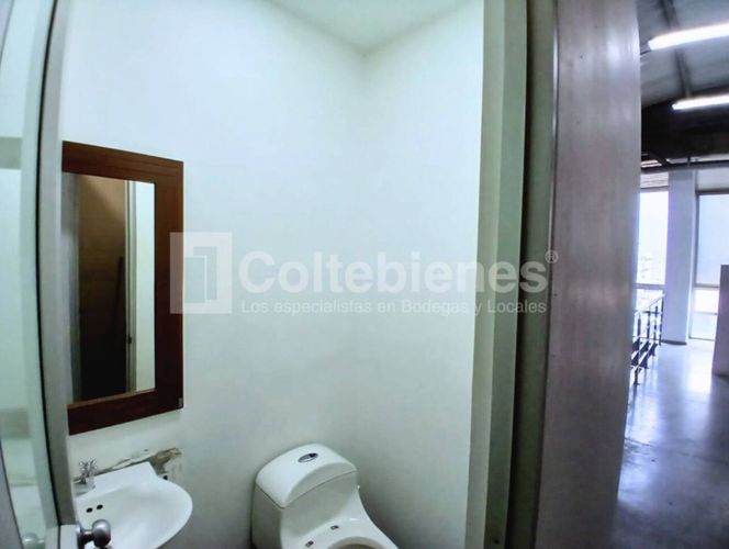 Bodega en venta en Viviendas Del Sur, Itagüí, 542 m² · foto 12 de 16