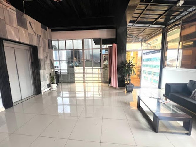 Bodega en venta en Villa Nueva, Medellín, 201 m² · foto 3 de 17